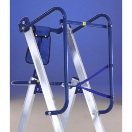 Plates-formes individuelles roulantes avec barreaux PIR LIGHT - SVELT Plates-formes individuelles roulantes avec barreaux PIR LIGHT - SVELT